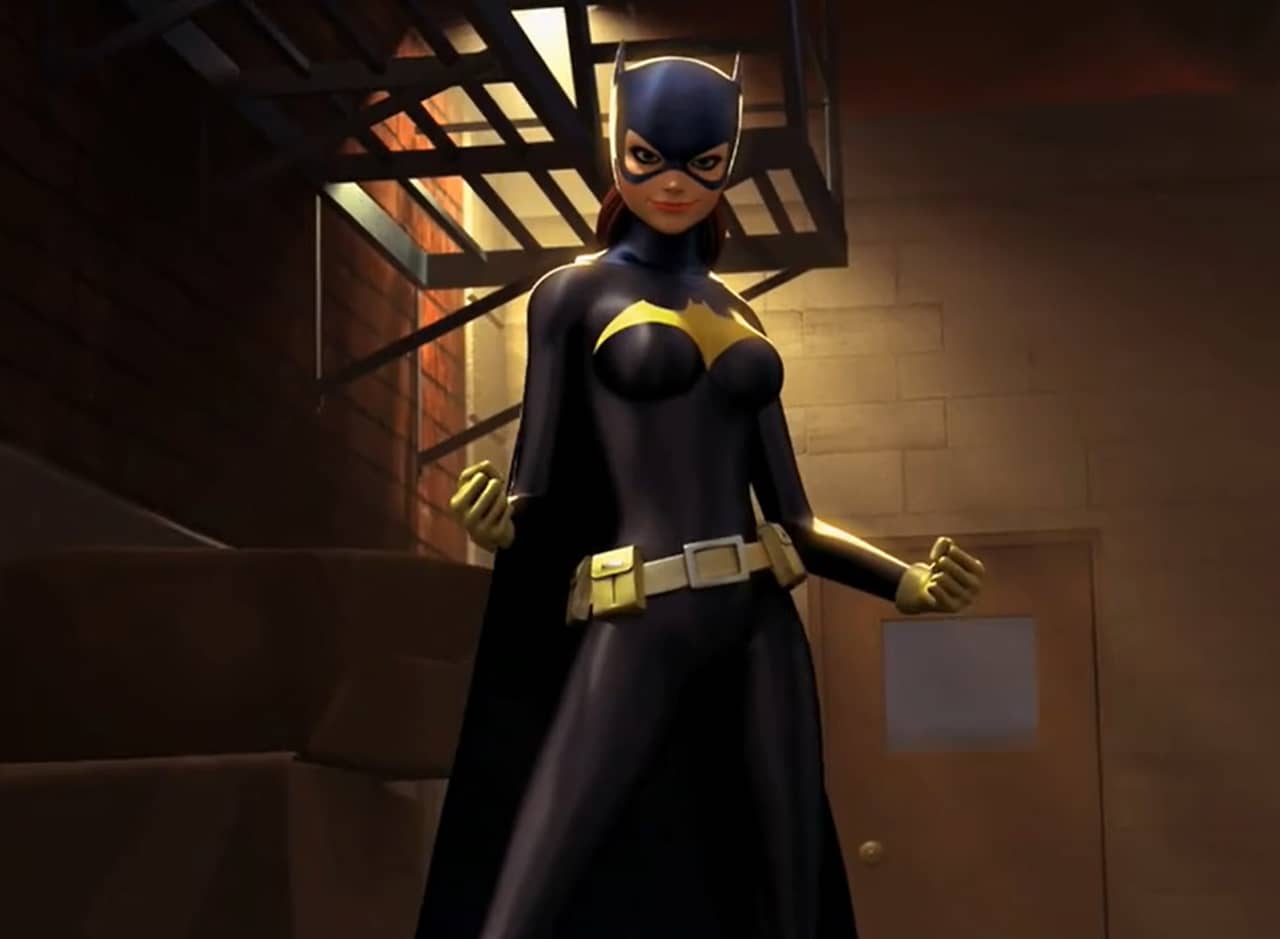 Batgirl posing in an alley