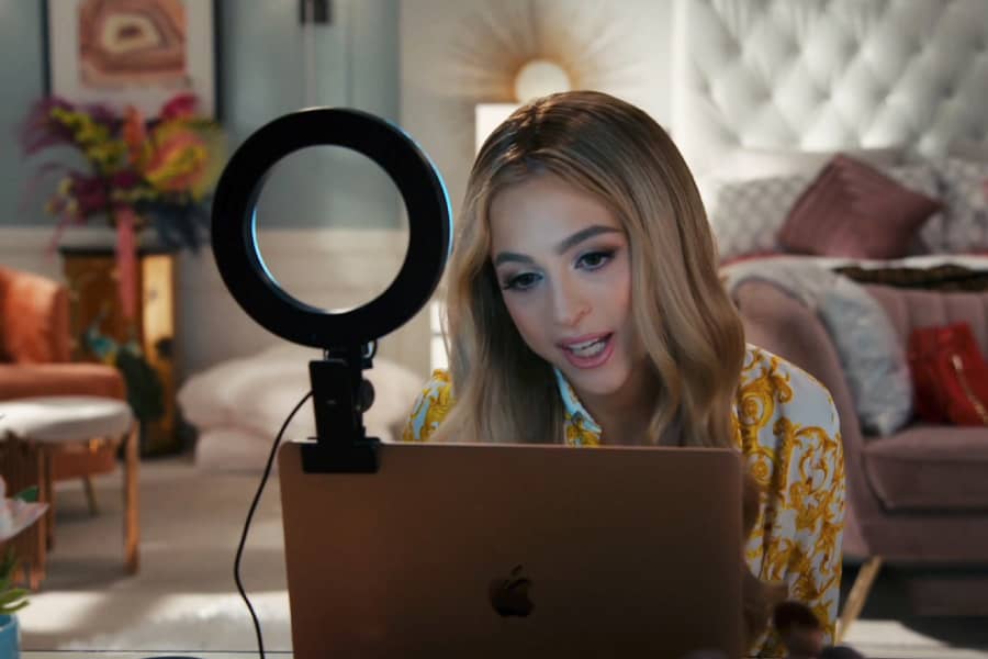 Lexi chatting on her computer