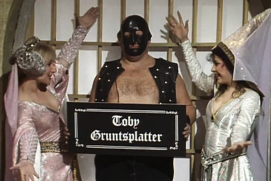 torture expert Toby Gruntsplatter