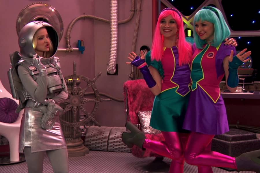 Linda and Heather greet a cosmonaut