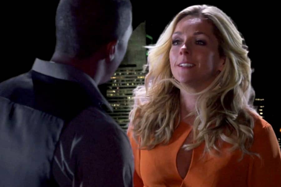 Jenna Maroney on a rooftop talking with Nick Cannon