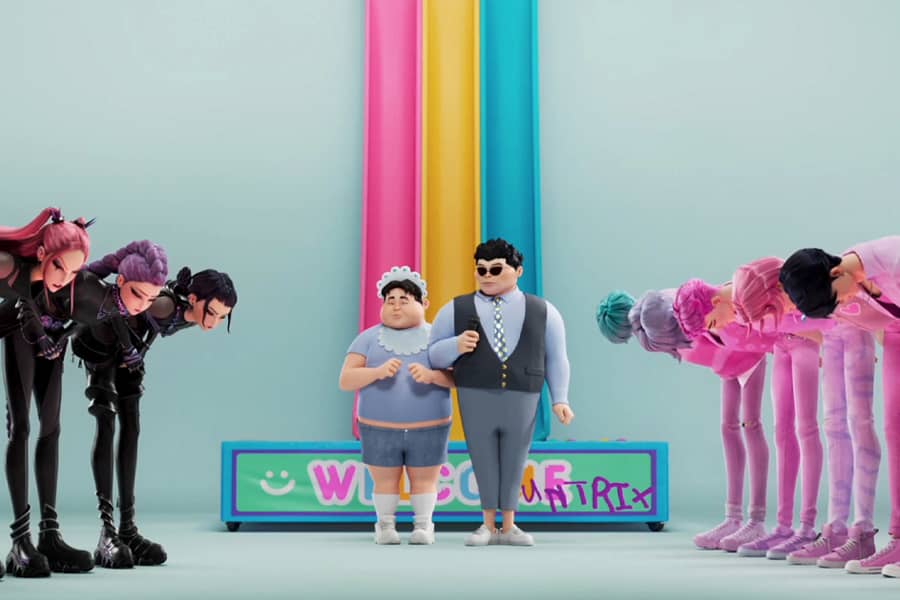 Huntrix and Saja Boys bowing to each other