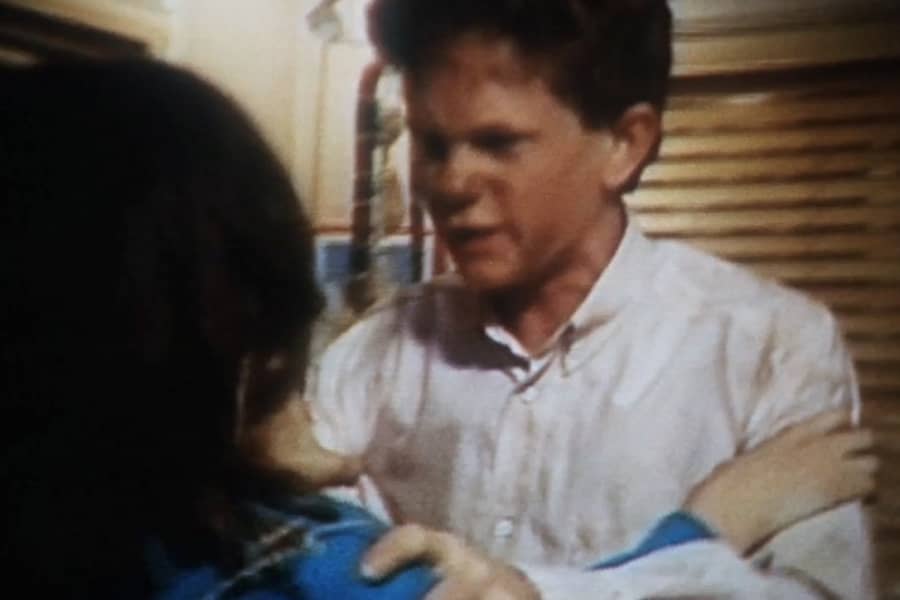Douglas Howser as Pete, a scared boy