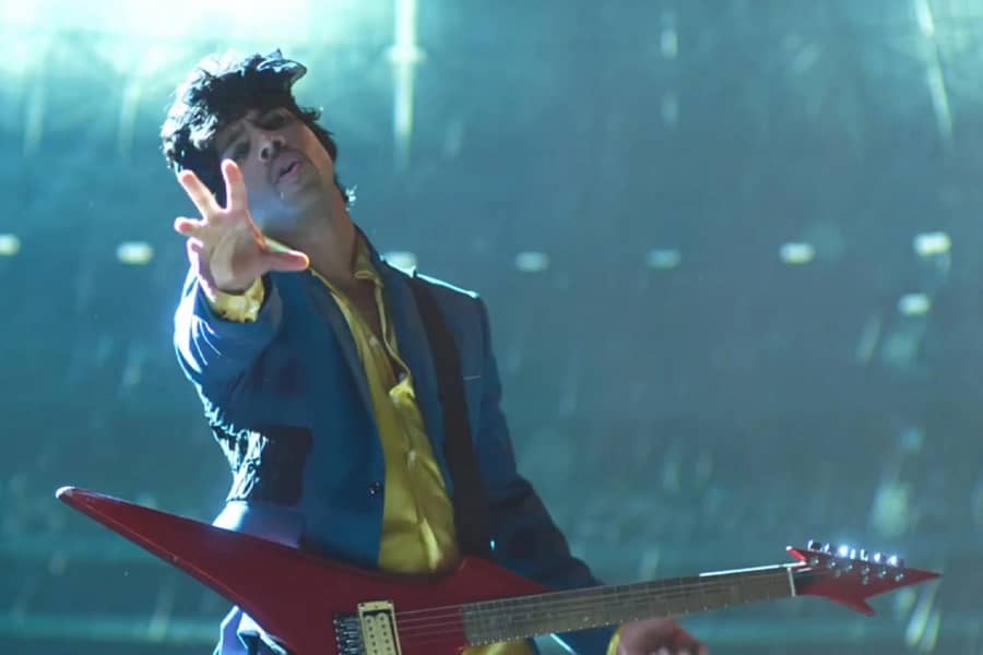 Prince singing in the rain