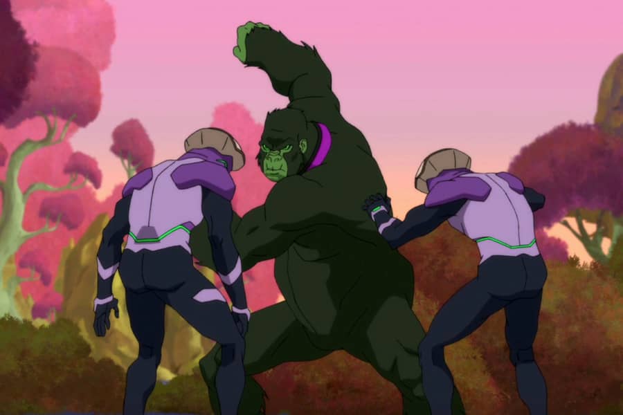 Tork shapeshifted into a gorilla fights some Klamulons