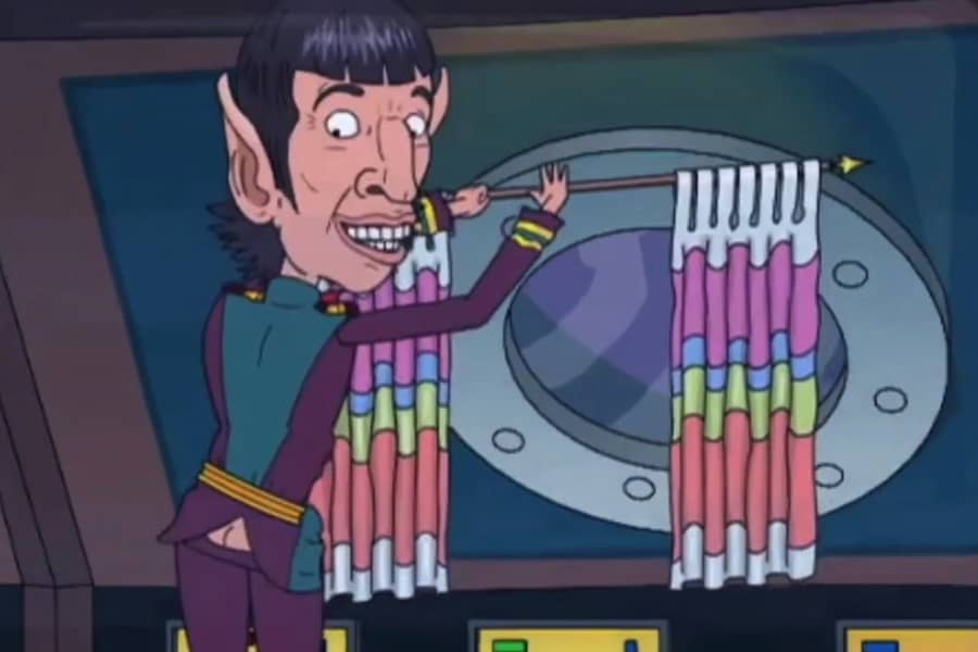 Gayspock hanging up curtains