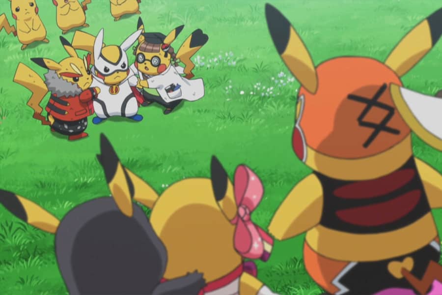 Super Pikachu confronting Libre Pikachu