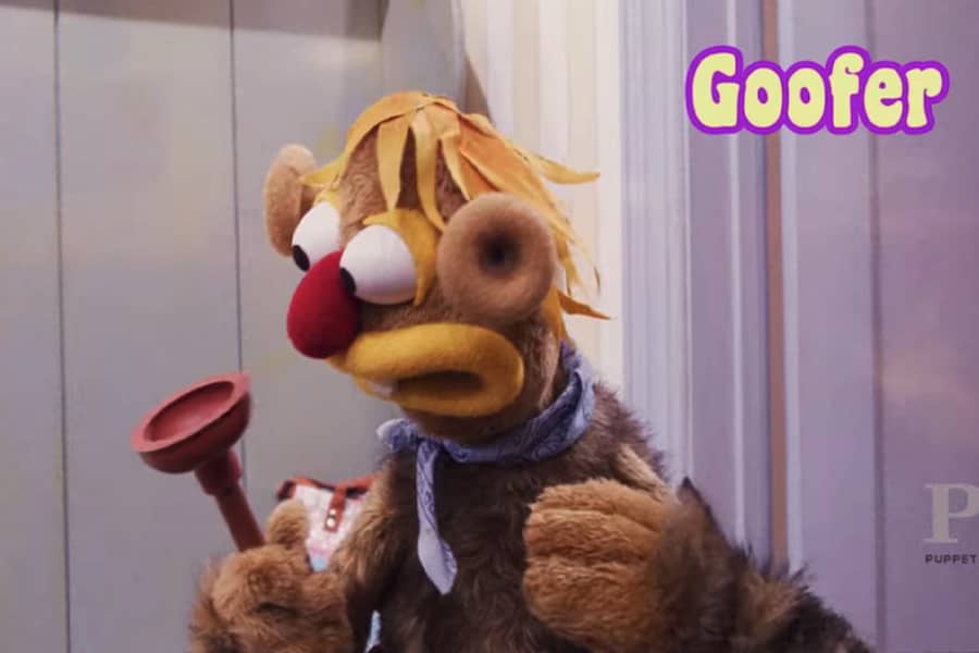 Goofer, a handyman puppet